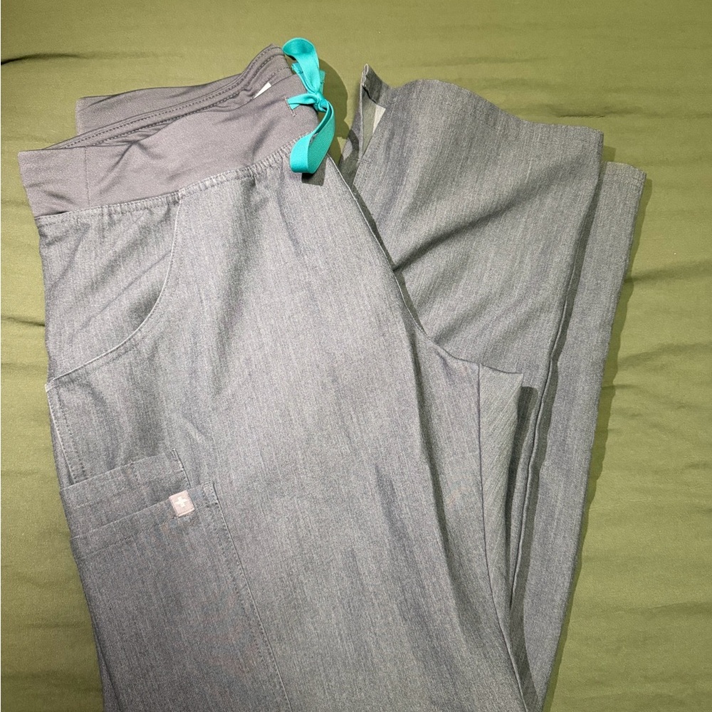 Figs Kade Cargo Graphite